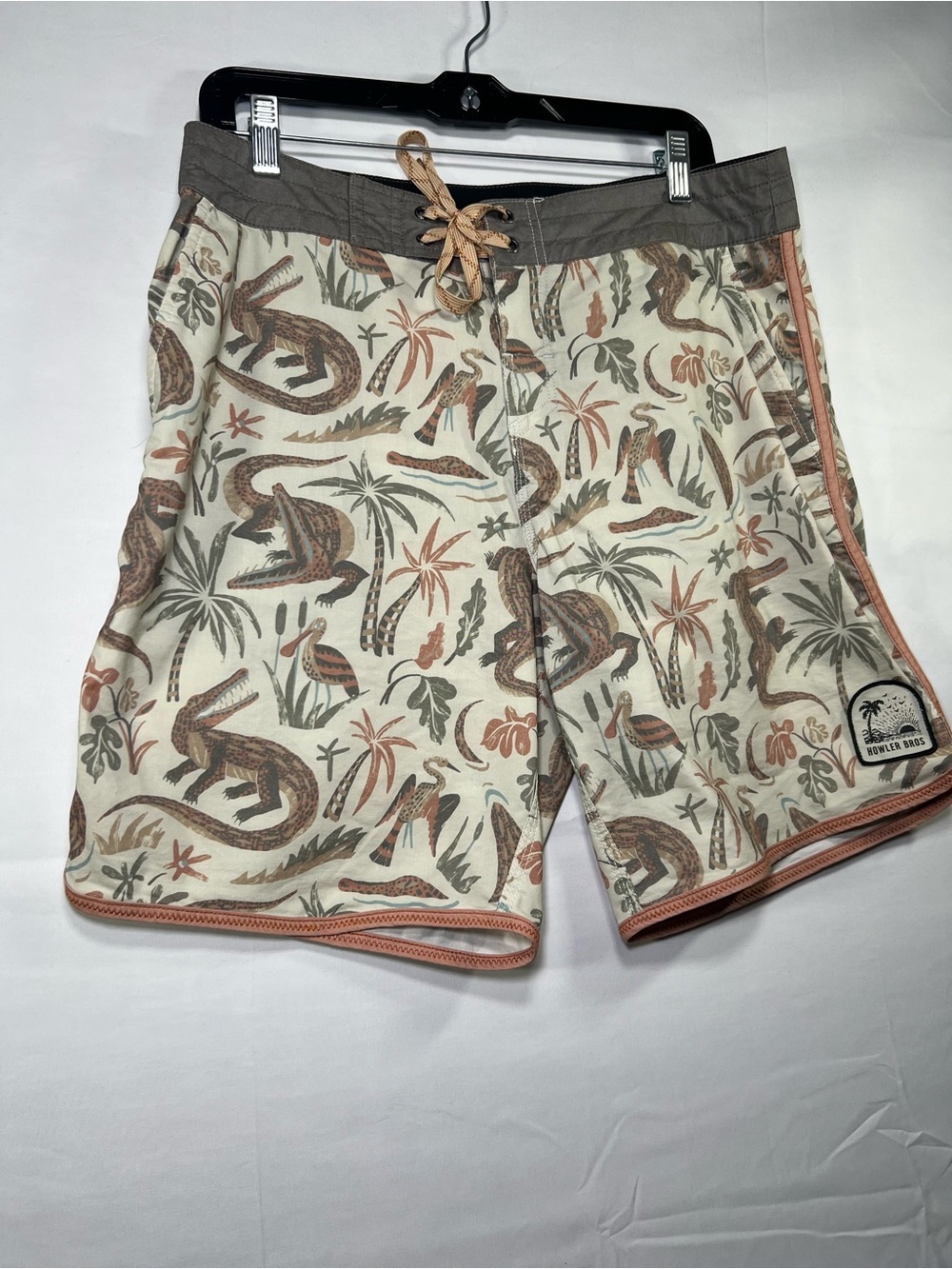 Howler Brothers Bruja Lazy Gators Boardshorts Swim Trunks Men’s Size 32 - Picture 3 of 7